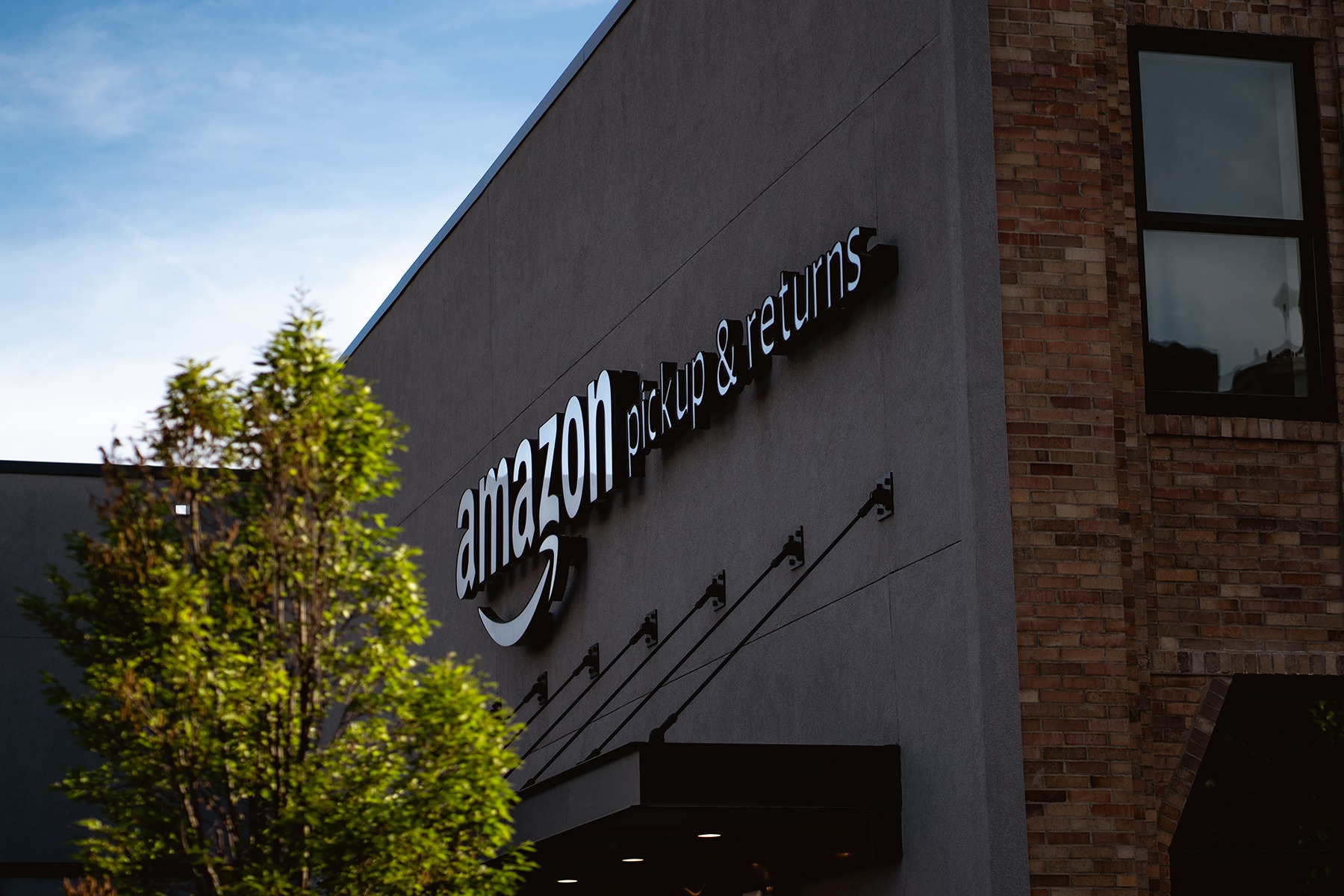 amazon knockoff products counterfeit intellectual property