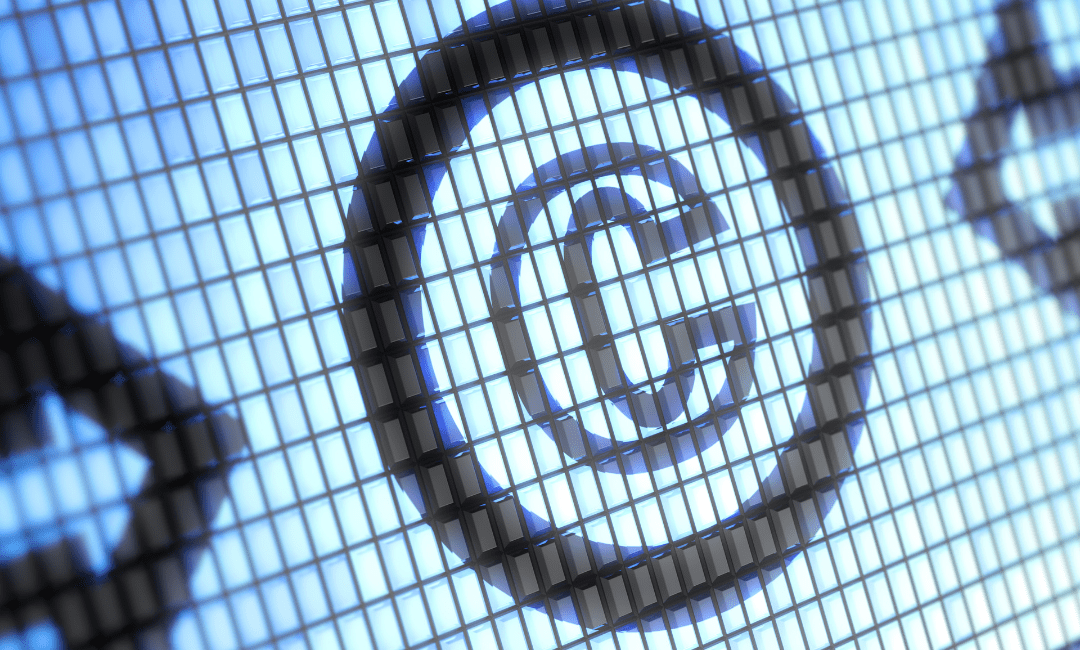 copyright symbol on a digital screen with arrows pointing at it for the copyright Modernization act